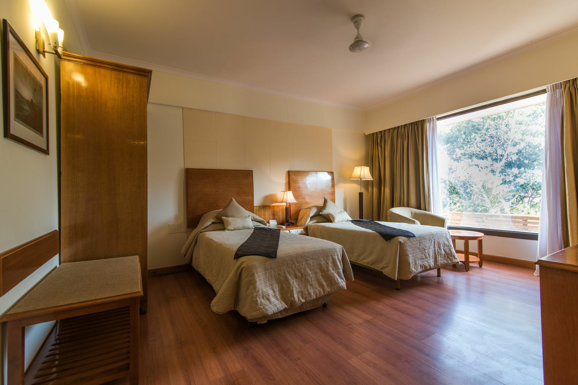 Sai Vishram Business Hotel Kammasandra Exteriér fotografie